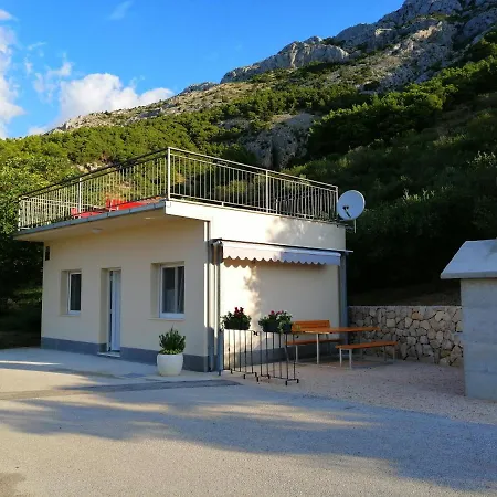 Perlica Marusici (Split-Dalmatia)
